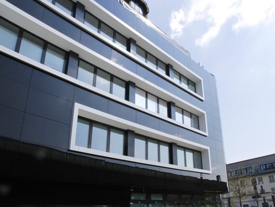 Solarfassade für Ärztehaus in Marburg