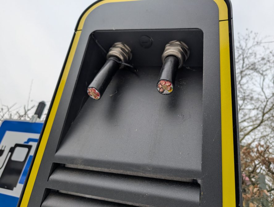 Diebstahl an Ladekabel und Ladesäulen